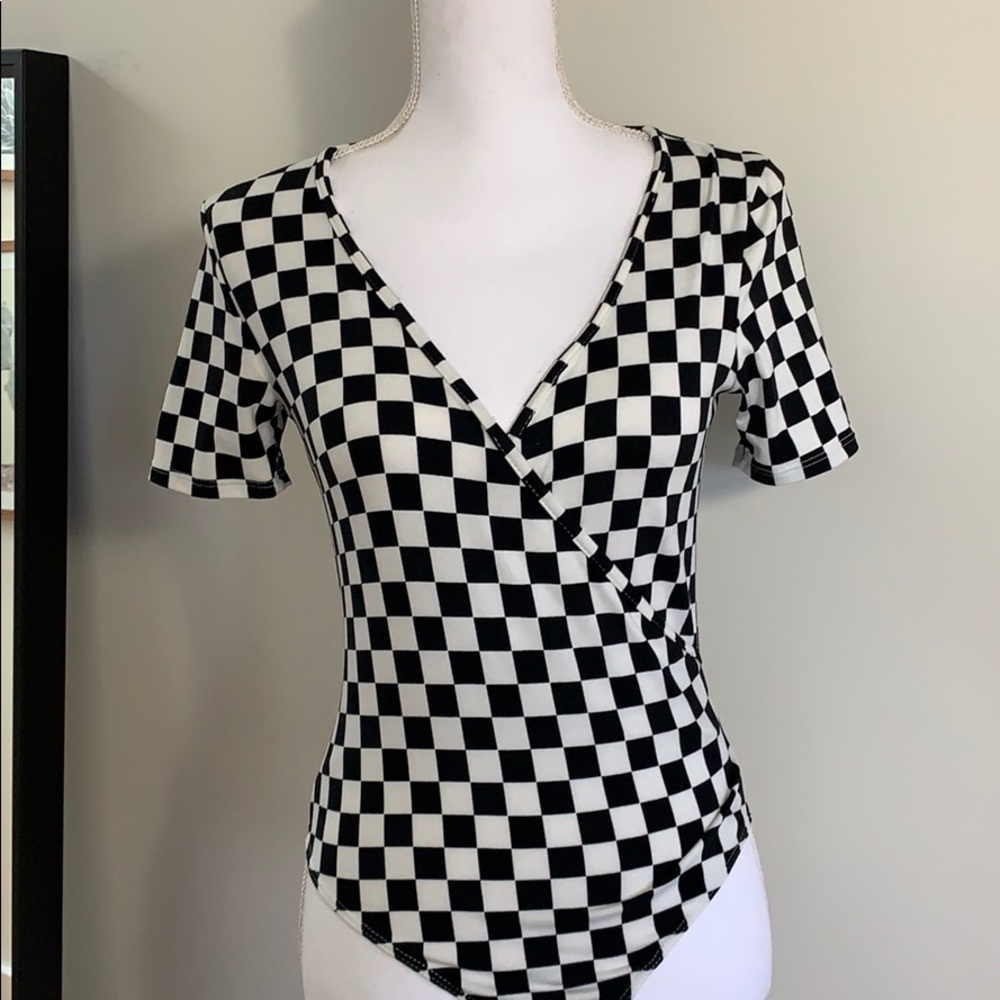 FOREVER 21 Checkered cotton body suit